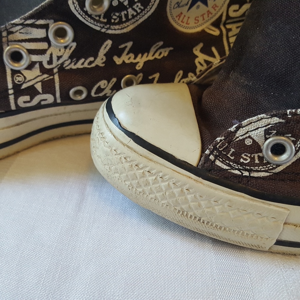 Converse - Picture 5 of 8